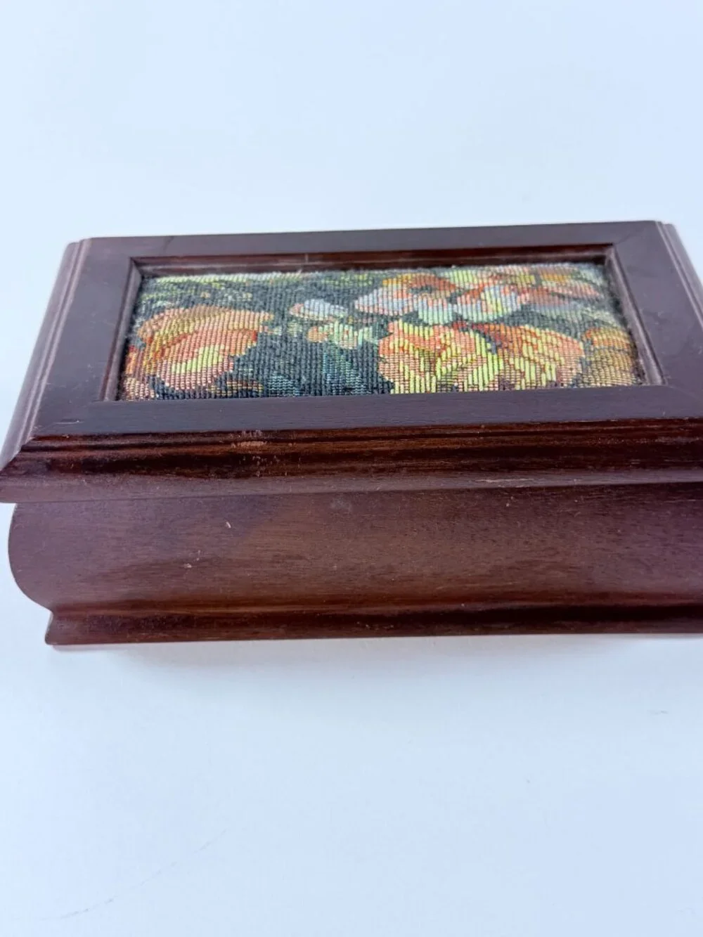 Vintage Wooden Jewelry Box W/Floral Needlepoint Lid Mirror Interior Tray Missing